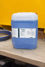 Viper CoolMist Jet Cutting Fluid 20L jug label showing product information and instructions
